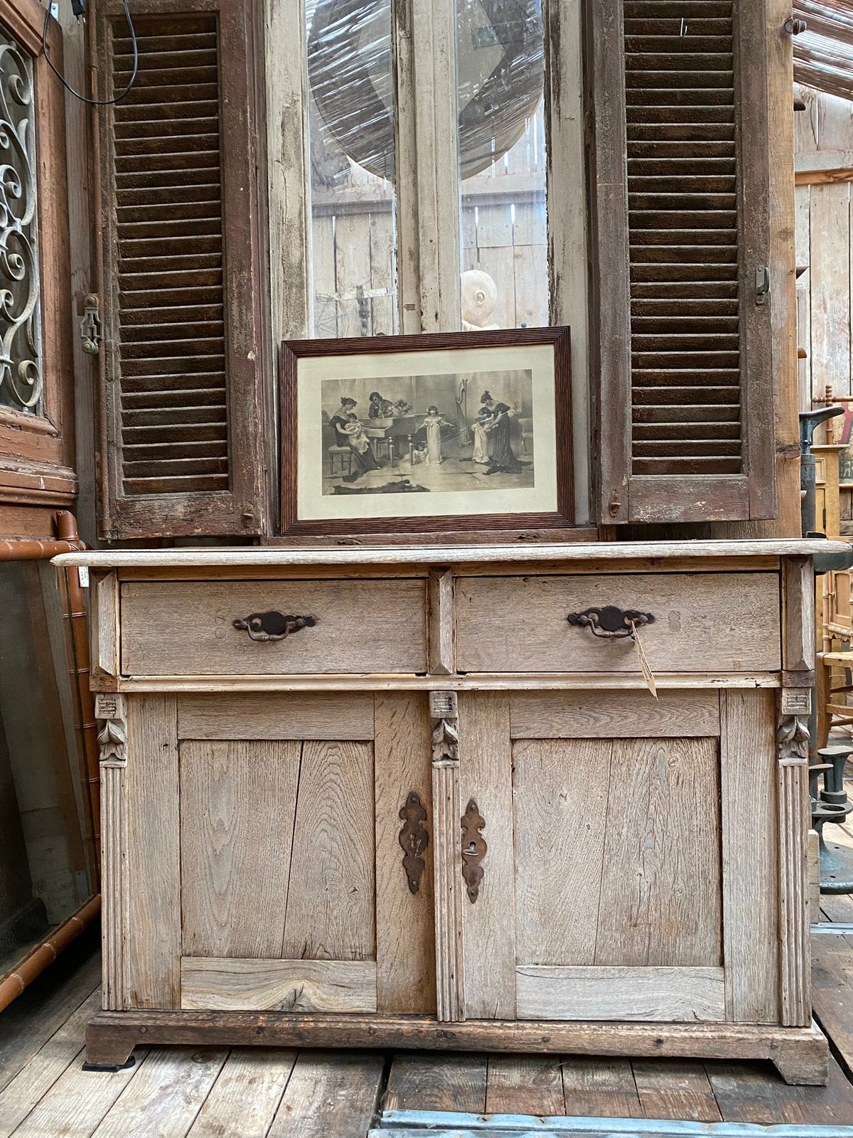 Sleets verweerde Franse kast commode, Ophalen
