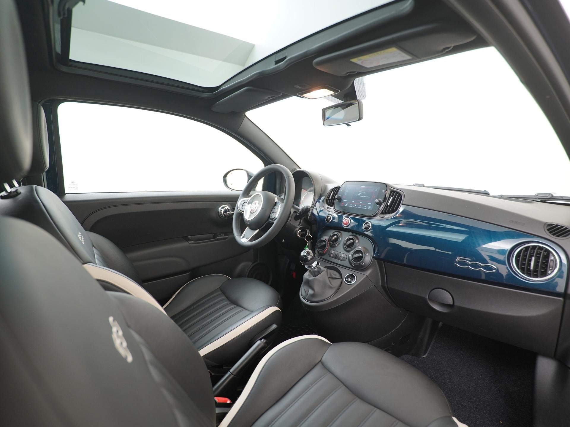 Fiat 500 1.0 Hybrid Dolcevita | Panoramadak | Zondag Open!, Auto's, Voorwielaandrijving, 12 maanden, Stof, Euro 6