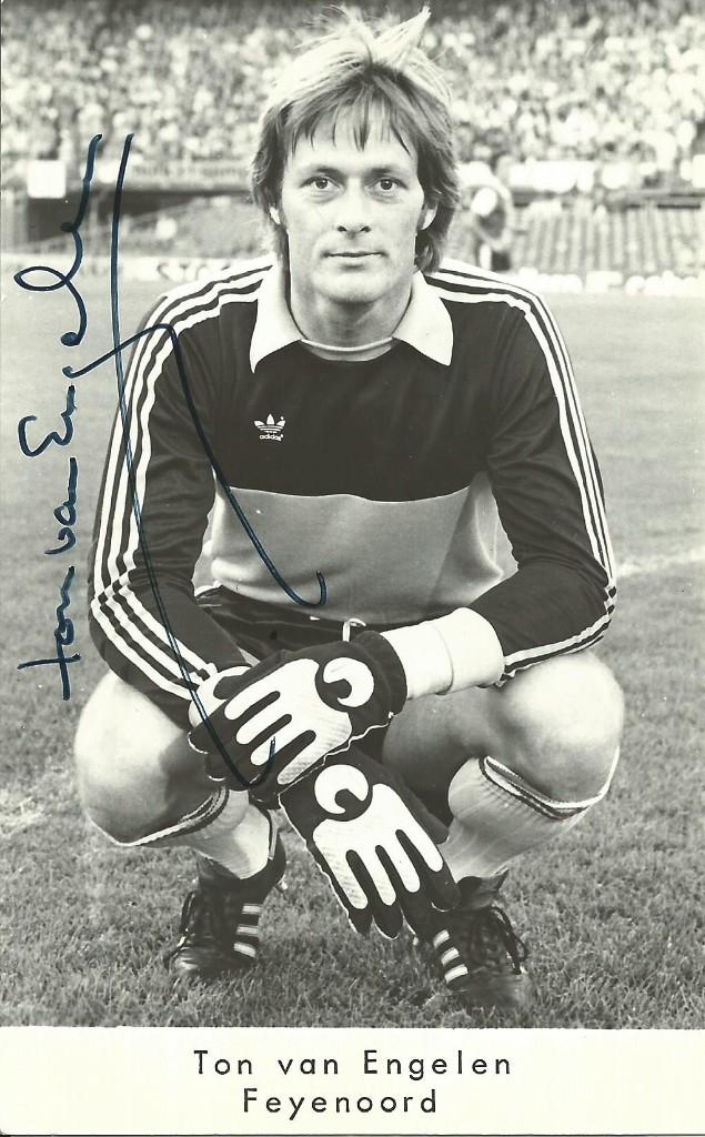 1979-1982 fotokaart Piet Bouts Ton van Engelen Feyenoord, Verzenden, Zo goed als nieuw, Feyenoord, Spelerskaart