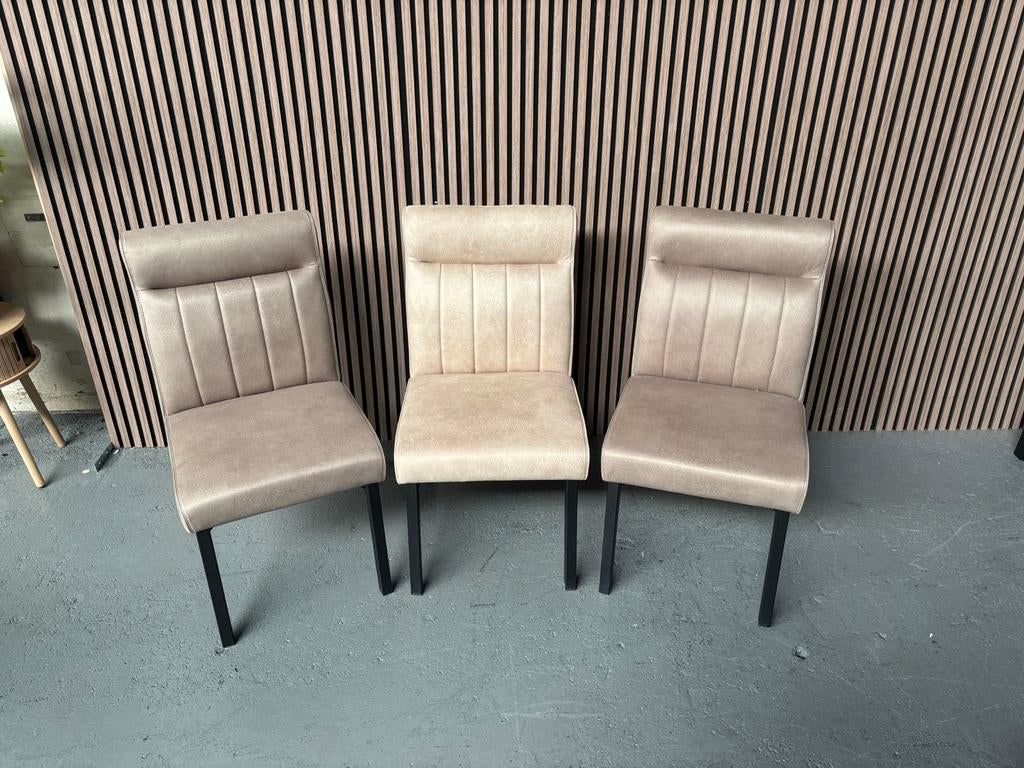 MEENEEMPRIJS diverse sets eetkamerstoelen SHOWMODEL €30 p.s., Huis en Inrichting, Stoelen, Twee, Overige kleuren, Nieuw, Ophalen of Verzenden