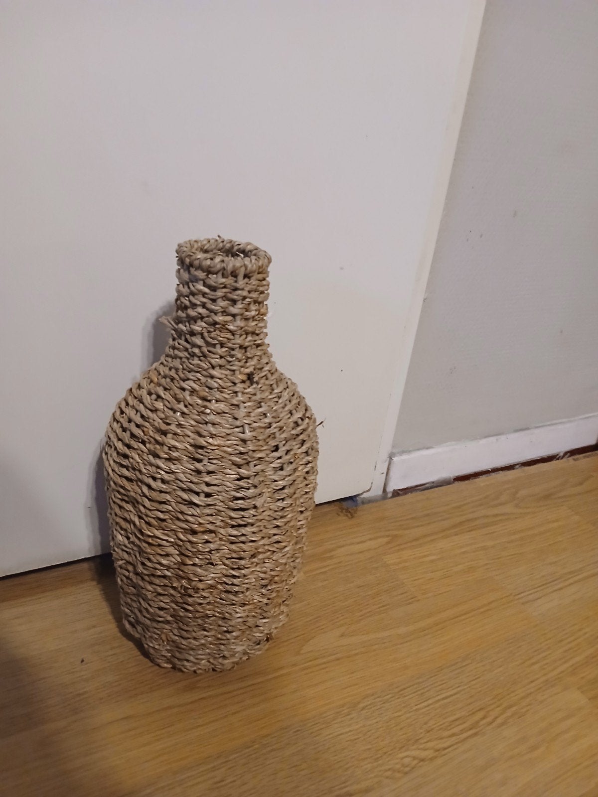 Rotan vaas, handgemaakt, natuurlijke uitstraling, Beige, Natuurlijk materiaal, Ophalen of Verzenden, Zo goed als nieuw
