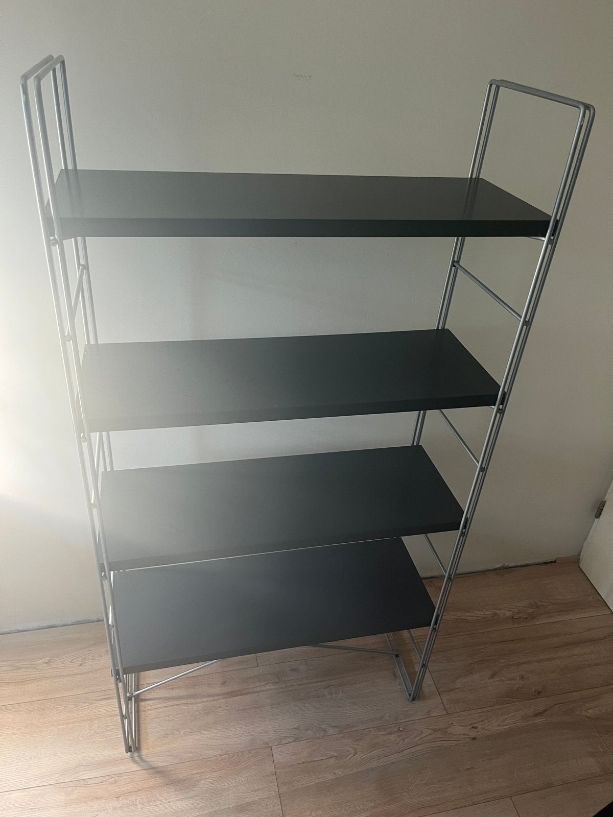 Grijze IKEA stellingkast - veelzijdig en ingekort, Ophalen, Gebruikt