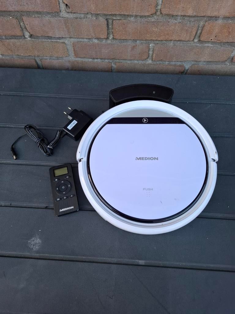 Medion robot stofzuiger met afstandsbediening, Witgoed en Apparatuur, Stofzuigers, Ophalen of Verzenden