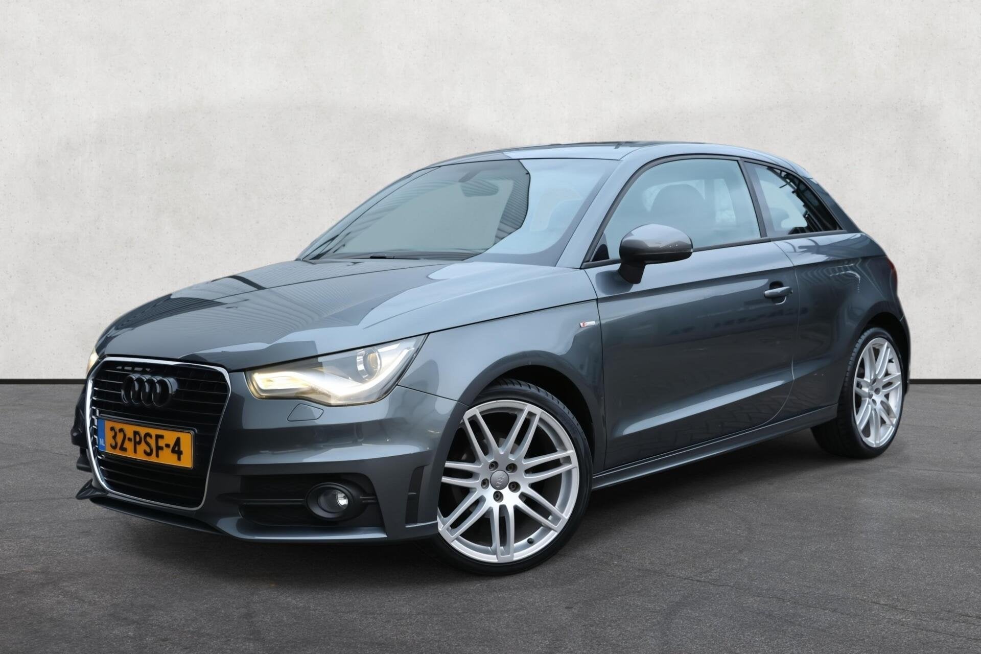 Audi A1 1.2 TFSI S Edition | S-Line | Cruise | Airco | NAVI|, Auto's, Voorwielaandrijving, Euro 5, 86 pk, Zwart