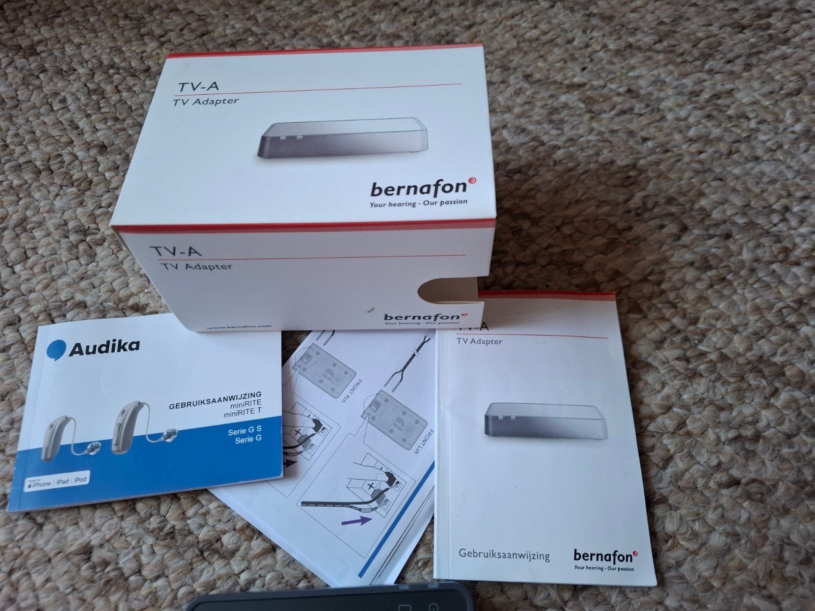 Bernafon TV-A TV Adapter voor hoortoestellen, Ophalen
