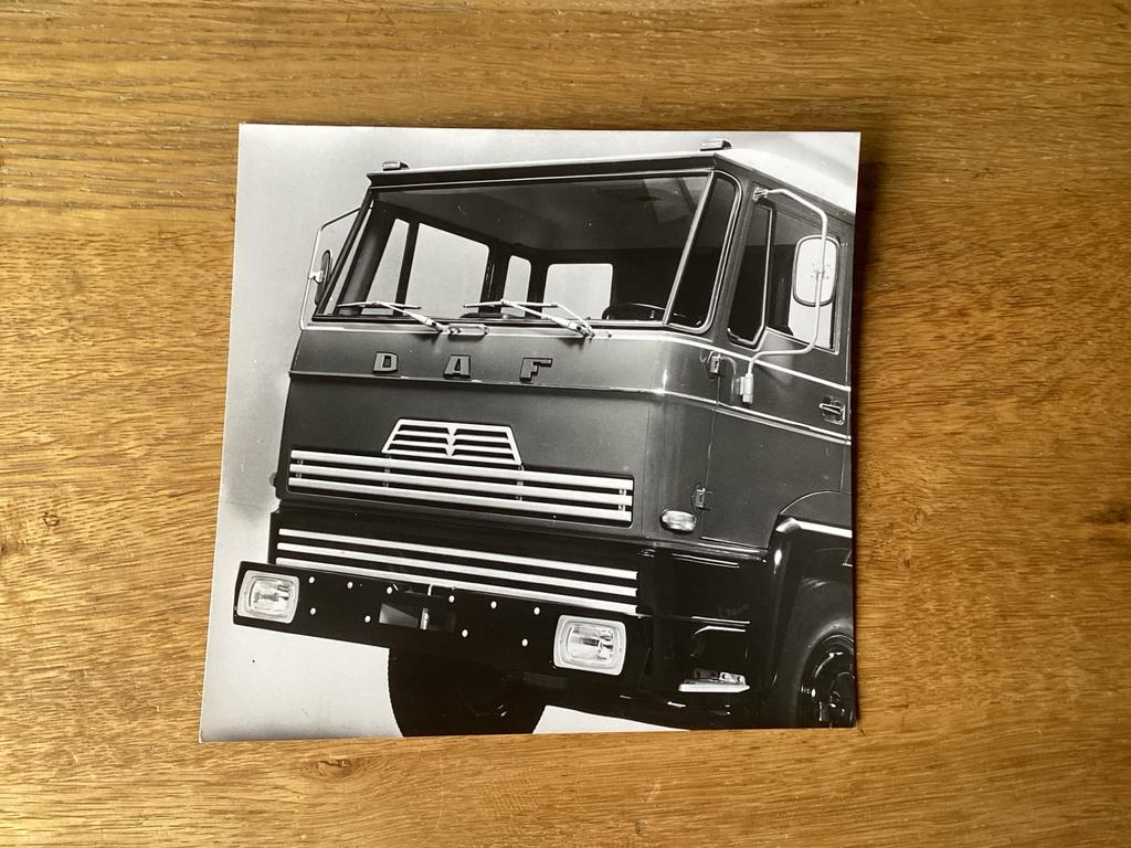 Originele DAF F 218 Kantelcabine Vrachtwagen Persfoto’s, Boeken, Ophalen of Verzenden, Zo goed als nieuw, Overige merken
