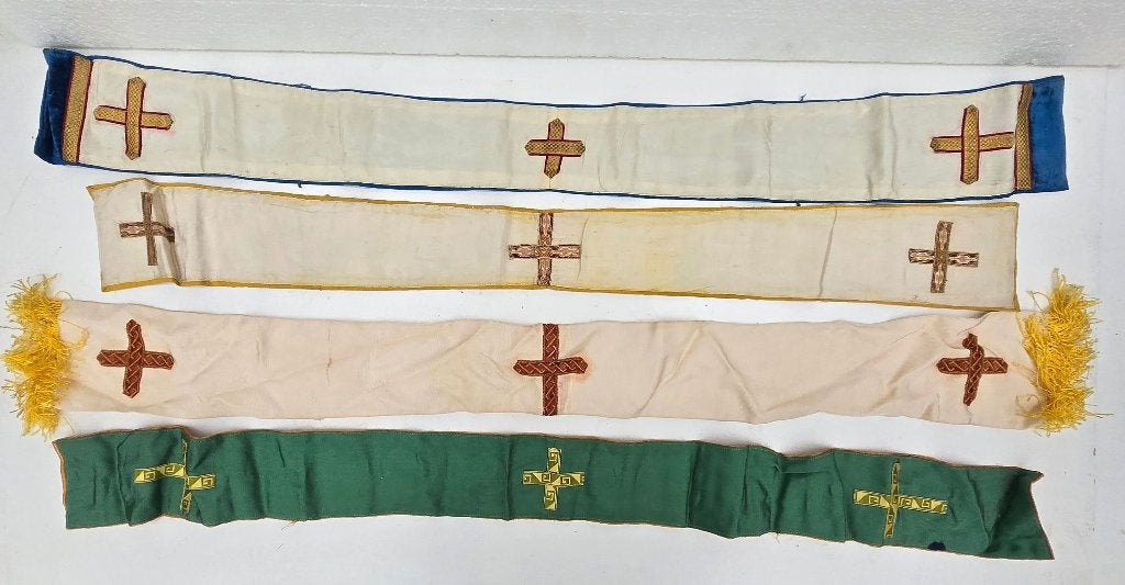 Lot de 7 anciennes étoles liturgique, Verzamelen, Verzenden, Gebruikt, Kleding, Christendom | Katholiek