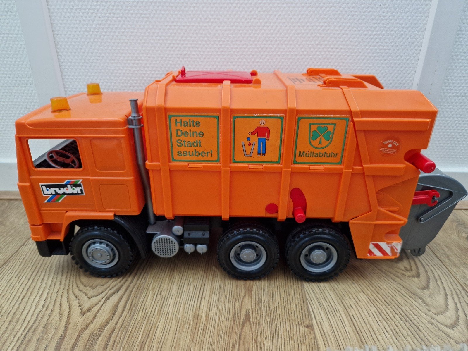 Bruder Vuilniswagen - Goede Staat, Ophalen, Gebruikt