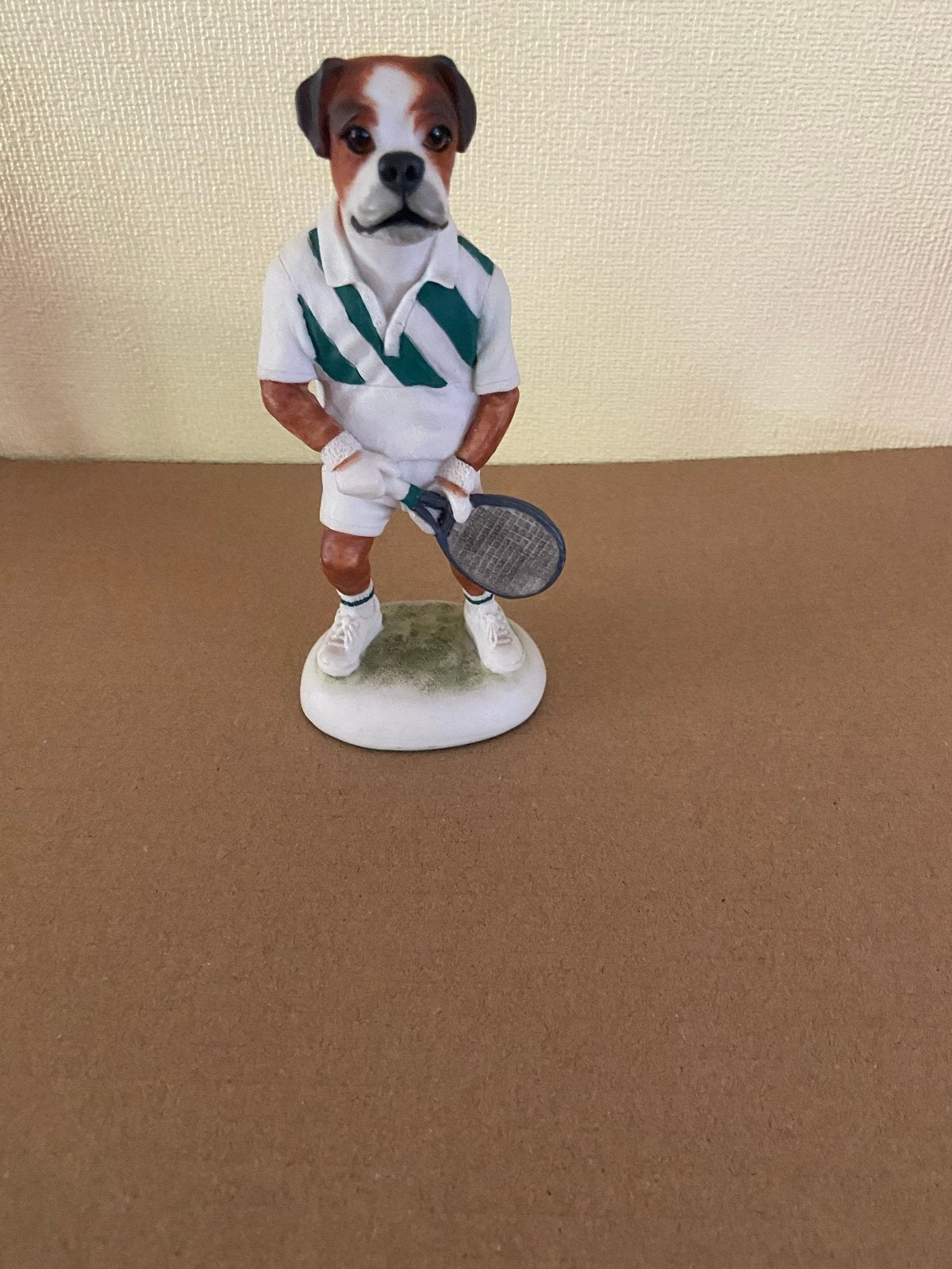 Country Companions Boxer Tennisspeler Beeldje, Verzamelen, Beelden en Beeldjes, Ophalen of Verzenden, Zo goed als nieuw, Dier