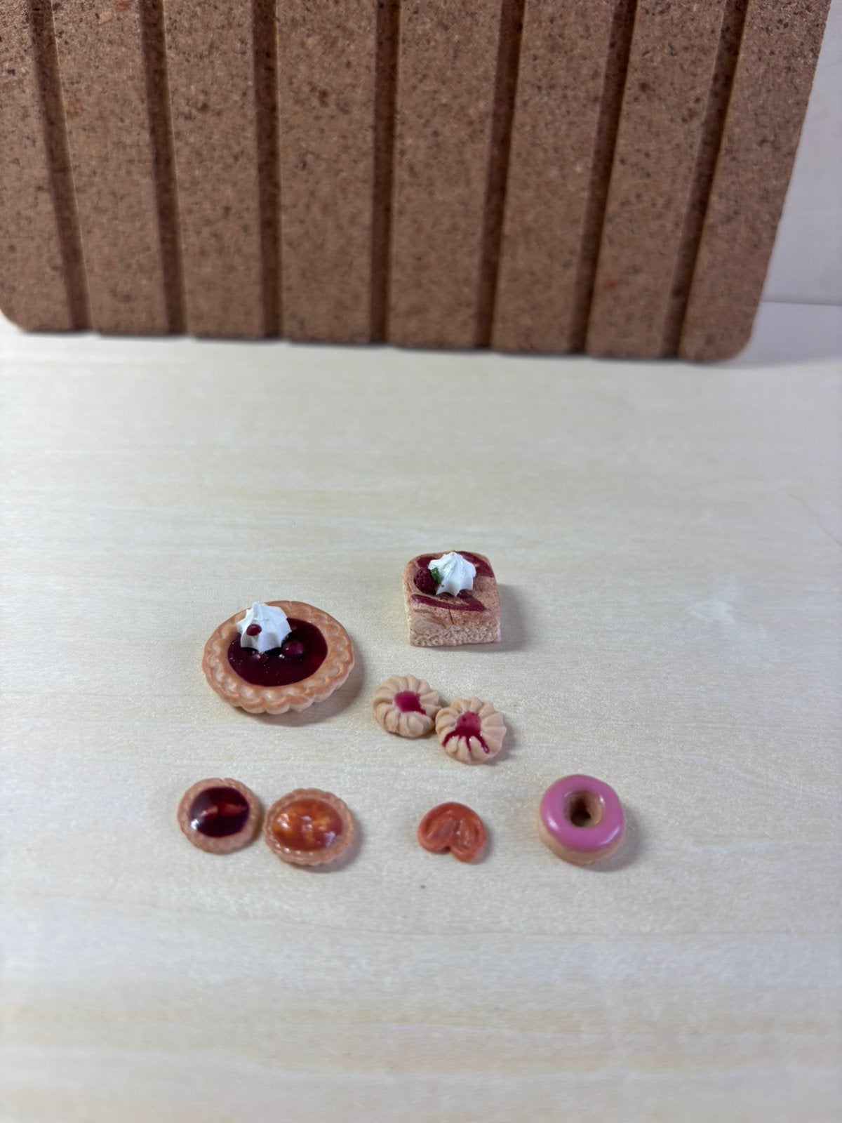 Poppenhuis taartjes en koekjes handgemaakt. Set 1, Ophalen of Verzenden, Zo goed als nieuw, Poppenhuis
