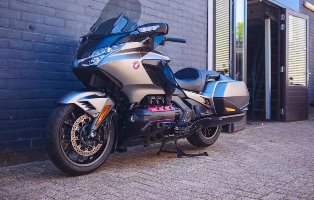 Honda Goldwing 1800 DCT 2024, Sportuitlaat, 4 cilinders, Motorrijbewijs A, Particulier