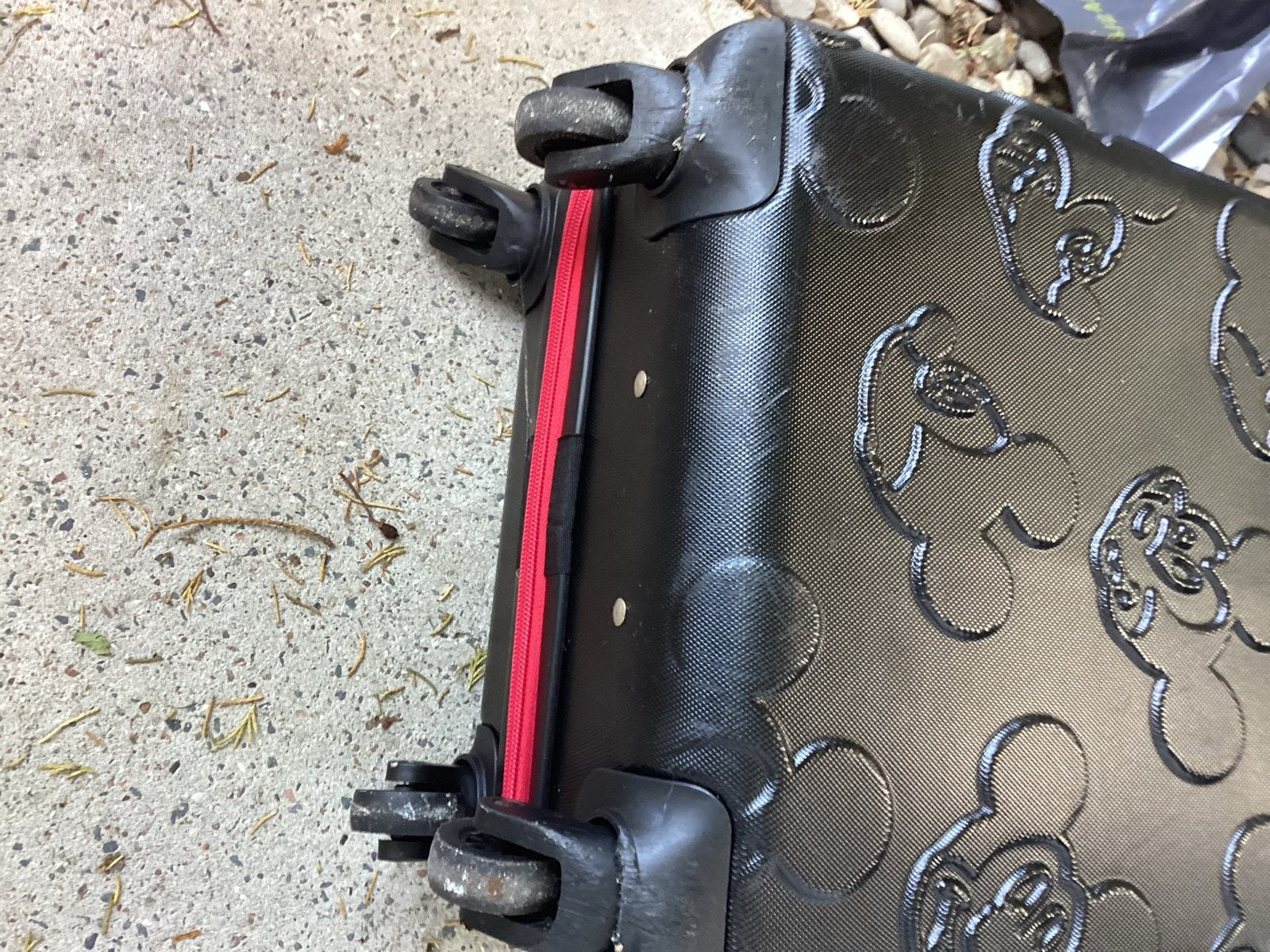 Leuke kleine trolley koffer met Mickey Mouse opdruk, Gebruikt, Hard kunststof, Minder dan 50 cm, Ophalen of Verzenden