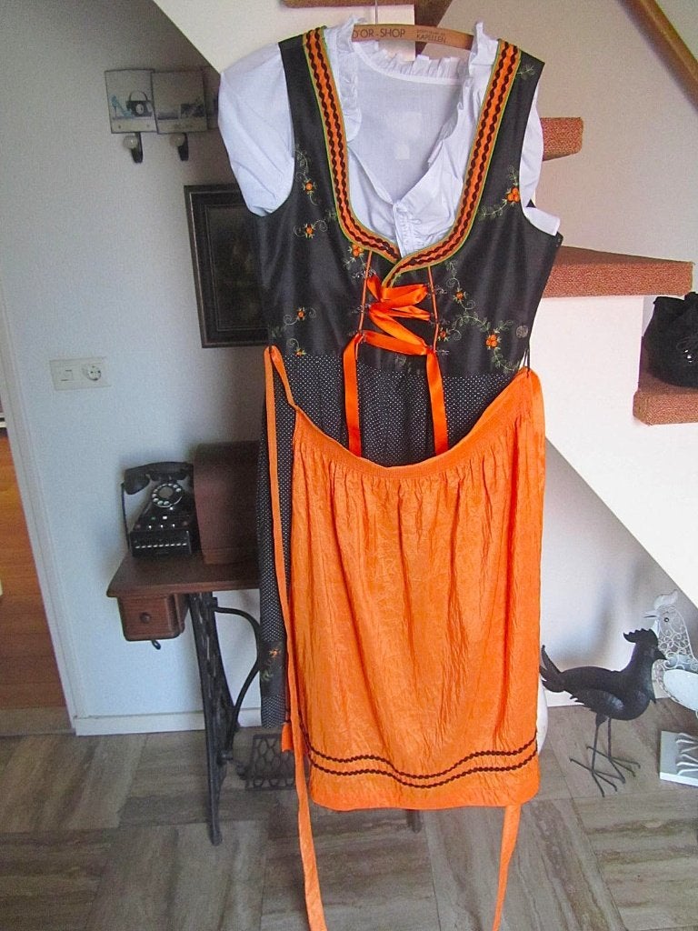 Dames - Tiroler jurk - Dirndl jurk -, Ophalen of Verzenden, Zo goed als nieuw, Maat 42/44 (L), Overige thema's