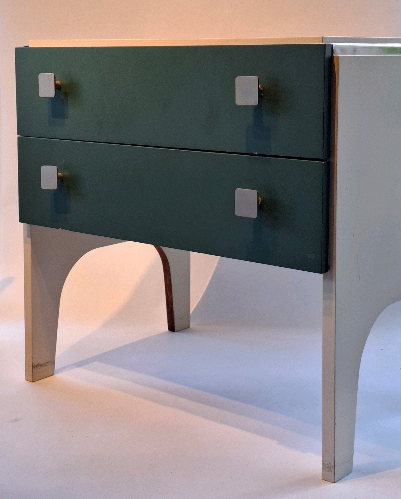 Uniek Vintage Formica Dressoir / Kastje DDR, Ophalen, Zo goed als nieuw