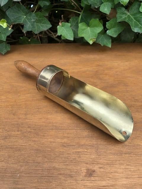 Antieke messing kruideniersschep (gruttersschep)., Antiek en Kunst, Antiek | Gereedschap en Instrumenten, Ophalen of Verzenden