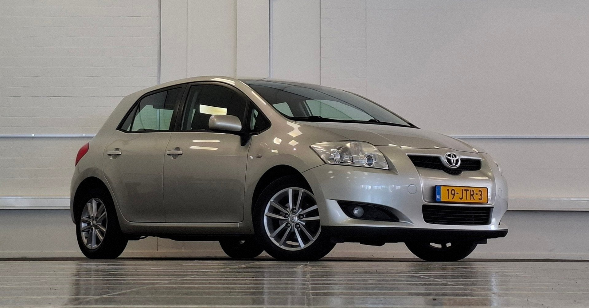 Toyota Auris 1.6i 16V Sol Business 100% onderhouden 1e Eigen, Voorwielaandrijving, Gebruikt, Zwart, 4 cilinders