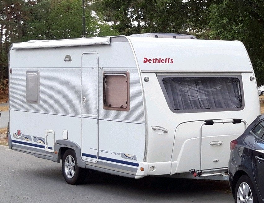 Dethleffs Camper 450 DB met voortent,uitbouw,&luifel en fiet, Rondzit, 750 - 1000 kg, Particulier, Dethleffs