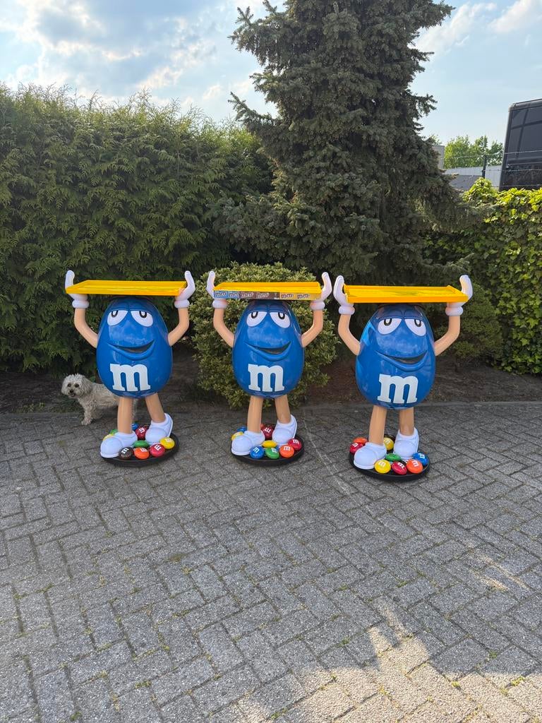 Blauwe M&m’s reclame display / bijzettafel, Verzamelen, Merken en Reclamevoorwerpen, Ophalen, Gebruiksvoorwerp, -, -