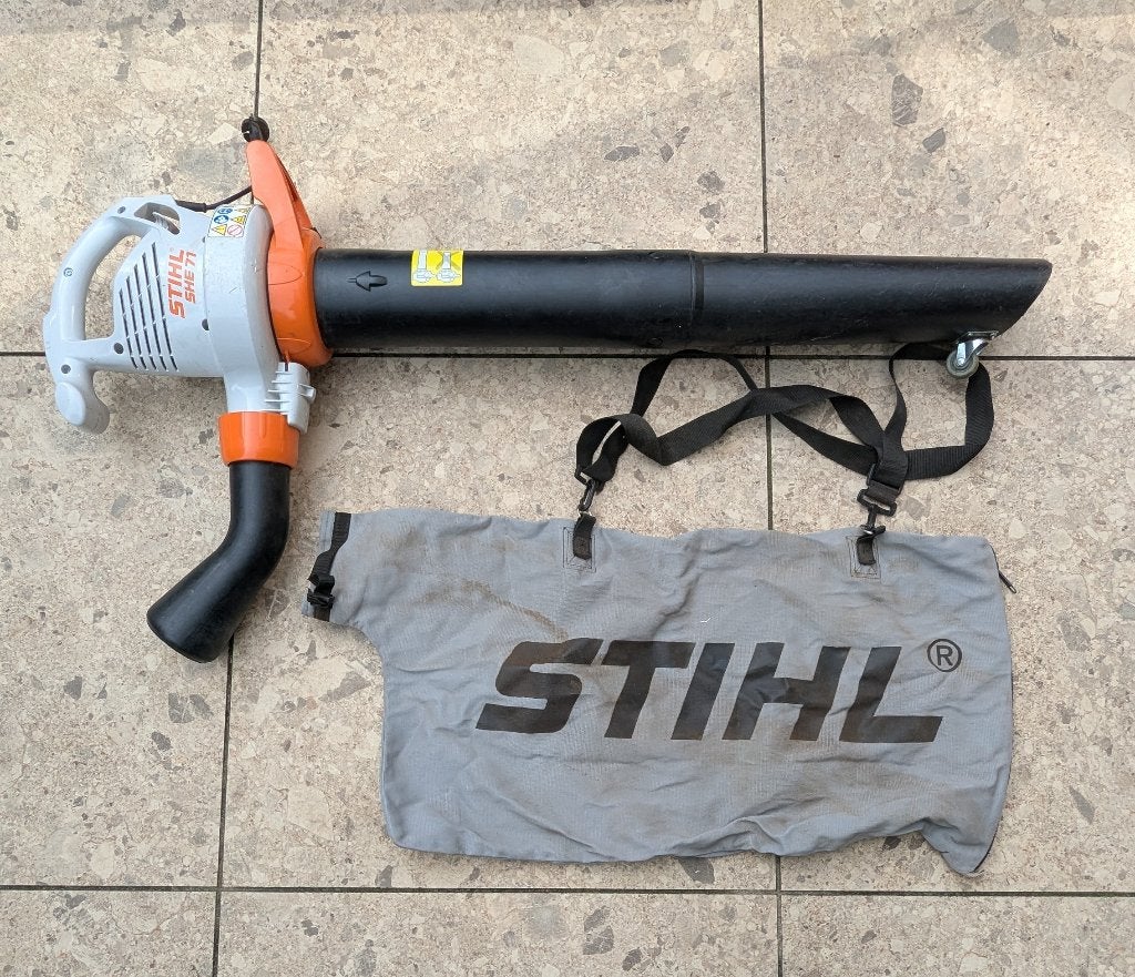 Stihl SHE 71 Tuinzuiger / Hakselaar met afvalzak, Stihl, Gebruikt, Handgedragen, Ophalen of Verzenden