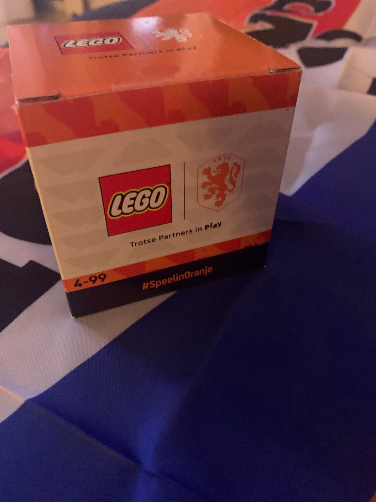 LEGO Oranje Bouwdoos - TROTSE PARTNERS IN PLAY, Overige thema's, Lego, Nieuw, Ophalen of Verzenden