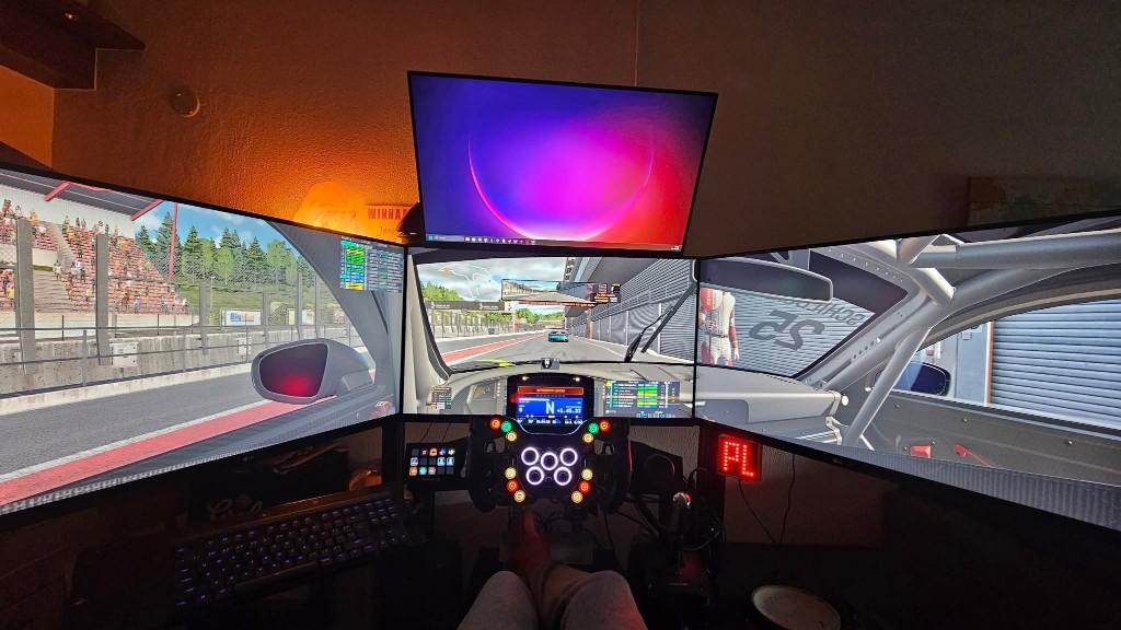 3x 1440p 32 inch 144hz monitoren, Computers en Software, Monitoren, Gebruikt, 101 t/m 150 Hz, DisplayPort, HDMI, Gaming, In hoogte verstelbaar