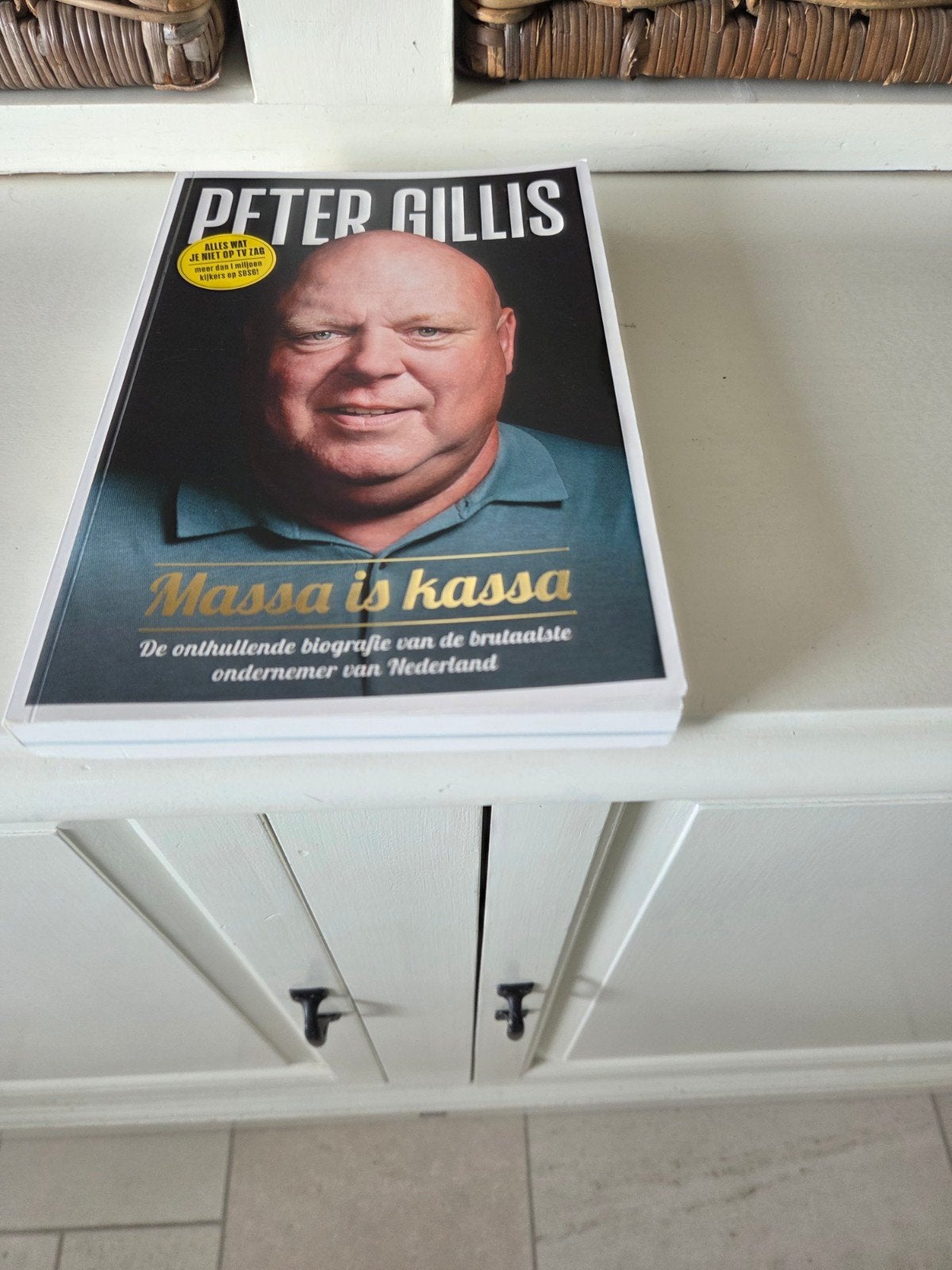 Peter Gillis - Massa is kassa, Boeken, Ophalen of Verzenden, Gelezen, Overige