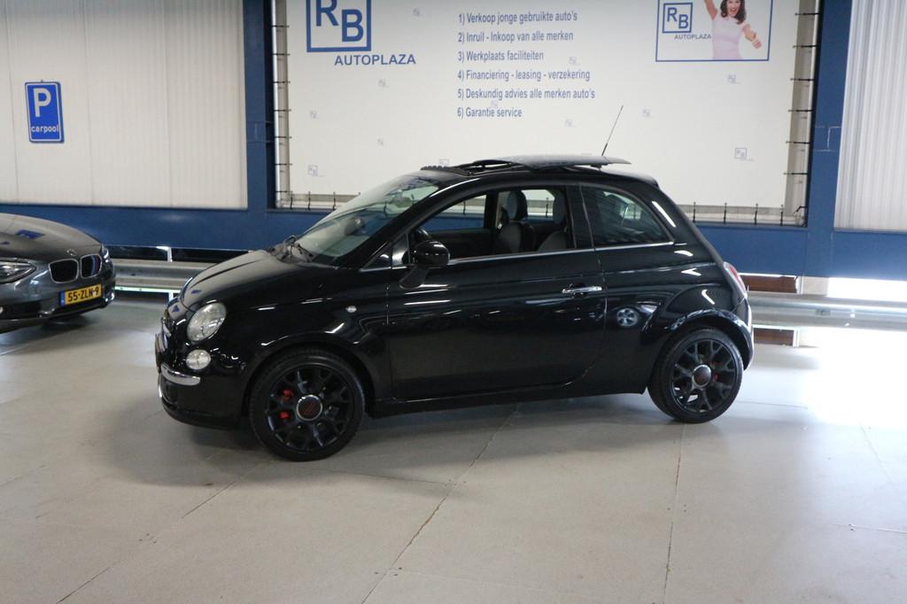Fiat 500 1.4-16V Lounge PANO/ LEER/ BLACK PACK, Voorwielaandrijving, Euro 5, 101 pk, Gebruikt