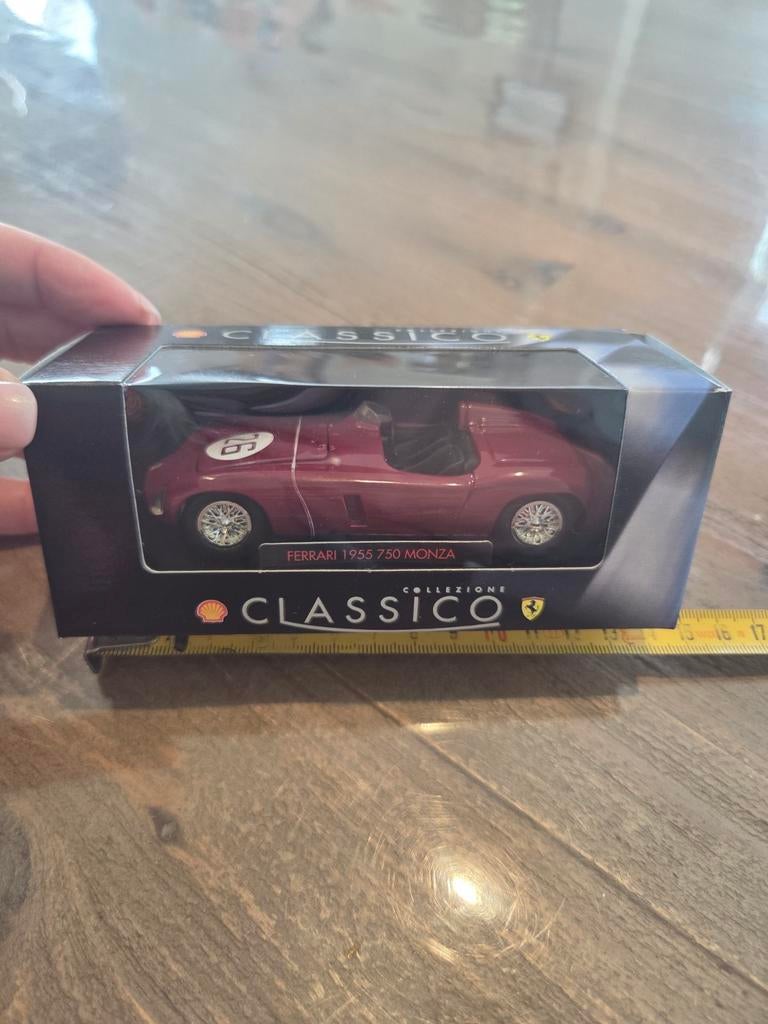 Ferrari 1955 750 Monza modelauto, Ophalen