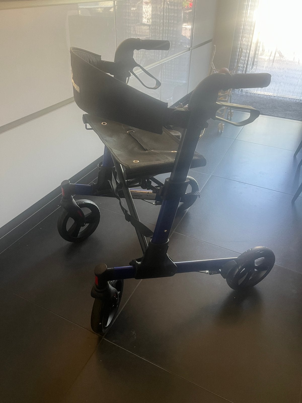 Rollator, nieuw! Nooit gebruikt, Diversen, Ophalen, Nieuw