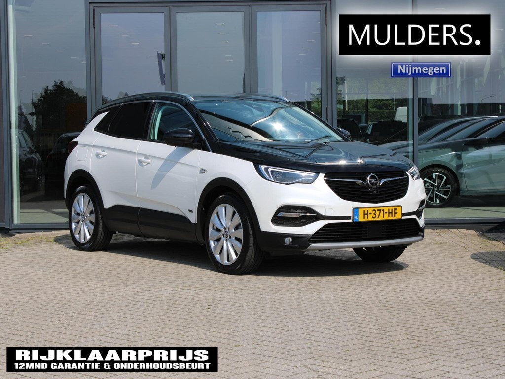 Opel Grandland X 1.6 Turbo Hybrid4 Innovation | Stoelverwarm
