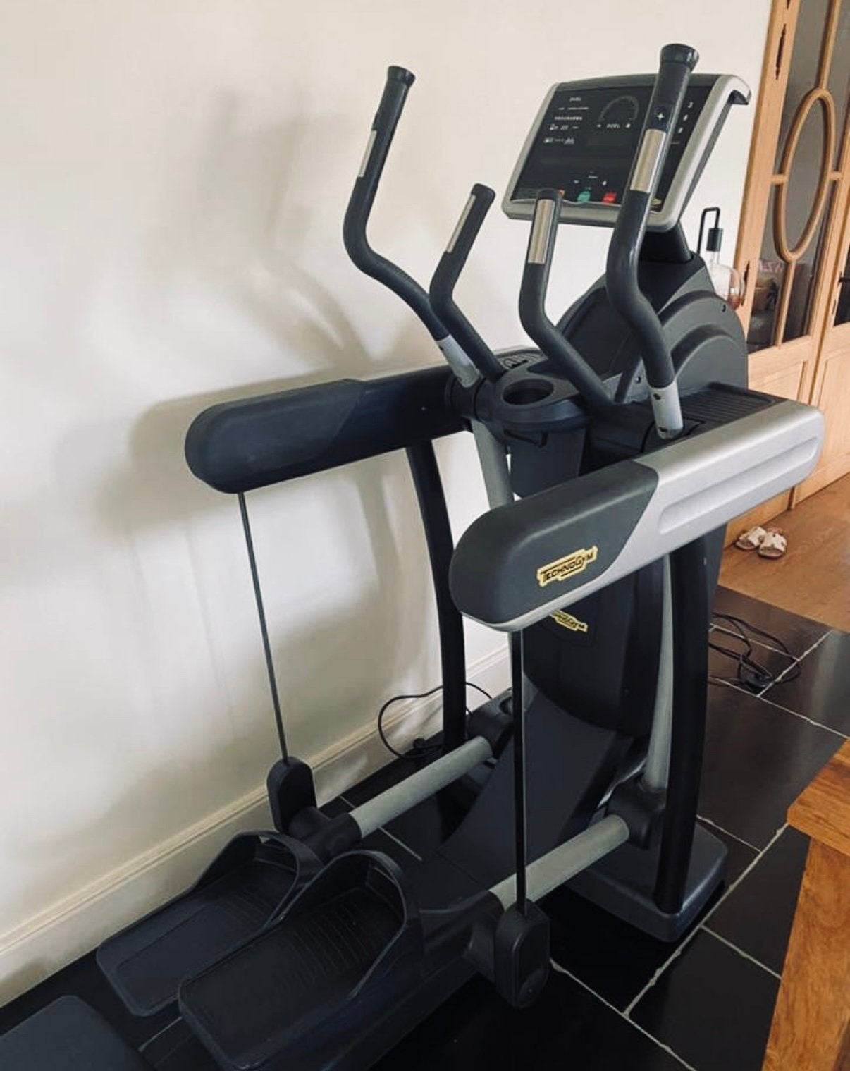 TECHNOGYM EXCITE 700 VARIO FULL BLACK OF CHAMPAGNE  BLACK, Ophalen of Verzenden, Nieuw, Overige typen