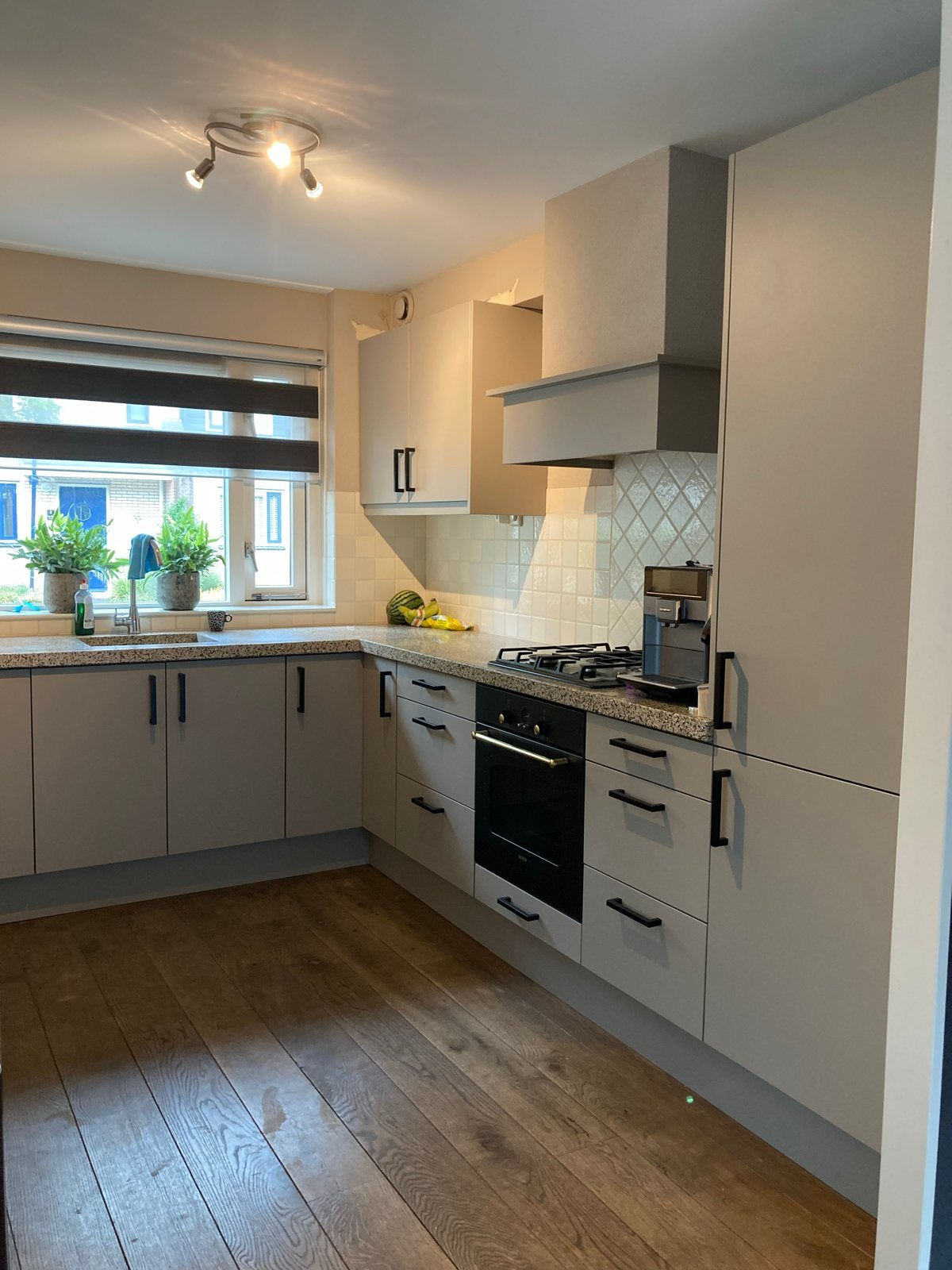 Complete keuken met granieten blad en apparatuur, Huis en Inrichting, Ophalen, Gebruikt, Hoekkeuken, Graniet of Steen
