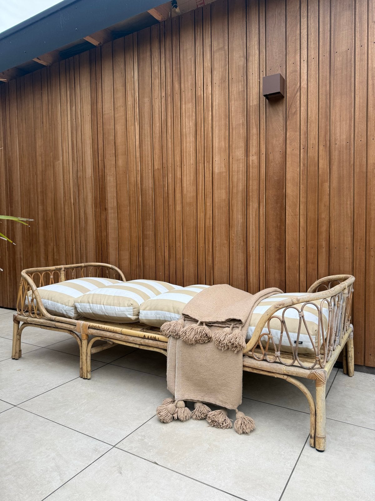 Vintage rotan daybed/bankje zonder kussens, Ophalen, Gebruikt, Eenpersoons, Bruin