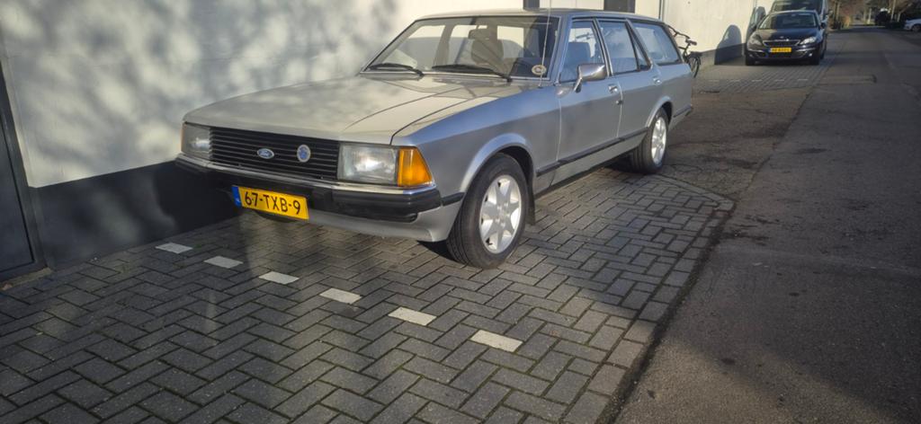 Ford granada mk2 station. 2300 5 bak, Auto's, Particulier, Te koop