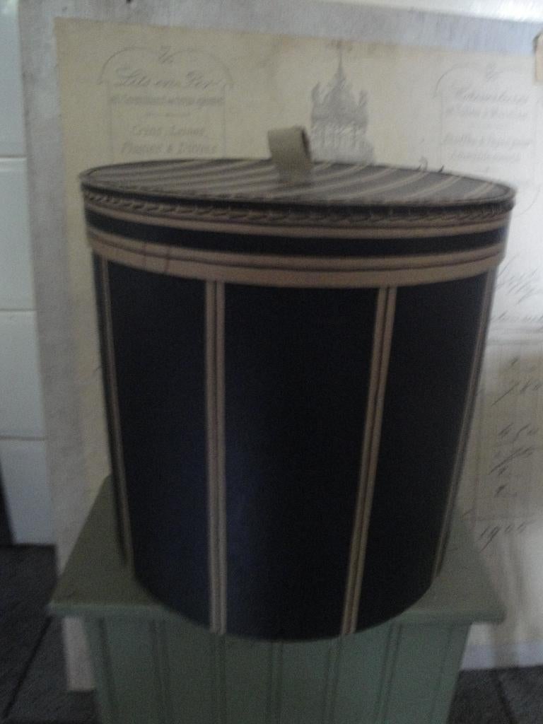 Vintage Hoedendoos / Opbergdoos - Zwart met Strepen, Ophalen of Verzenden
