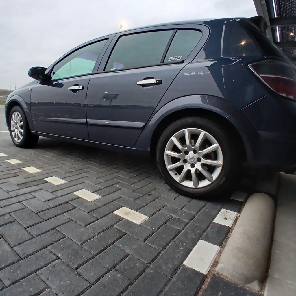 Opel Astra 1.6 16V 5D 85KW 2008 Grijs, Auto's, Opel, Voorwielaandrijving, 15 km/l, 4 cilinders, 635 kg