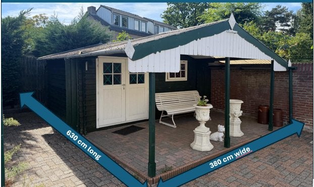 Ruim houten tuinhuis met overkapping, Tuin en Terras, Ophalen, Tuinhuis, 1 raam, 500 cm of meer