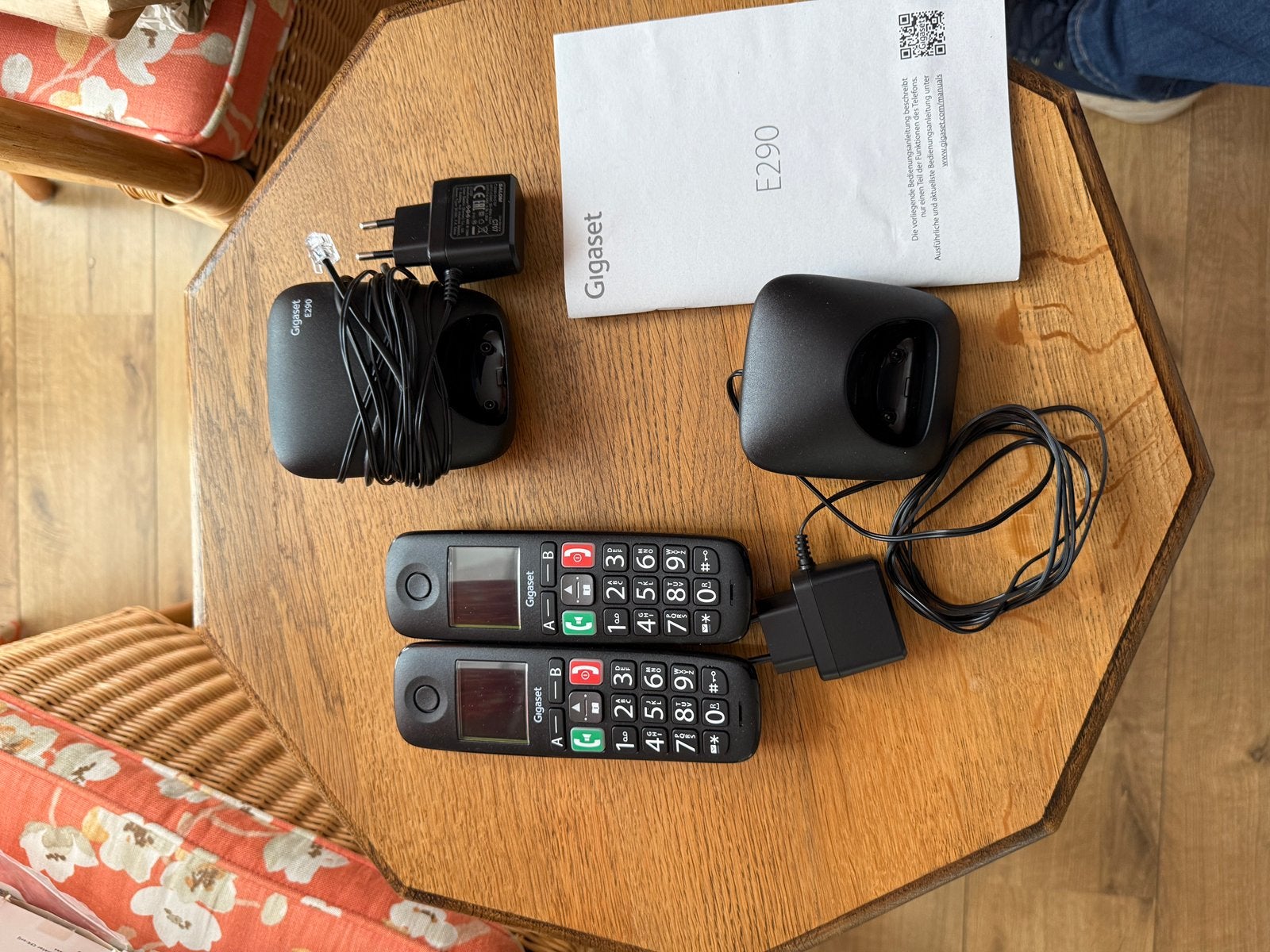 Gigaset E290 - draadloze huistelefoon - 2 stuks - nieuw, Ophalen of Verzenden, Zo goed als nieuw, 2 handsets