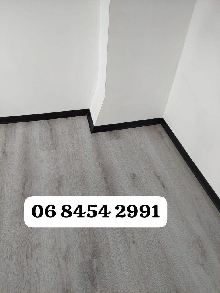Laminaat legger / leggen / ondervloer + plakplinten €5,-, Ophalen, Nieuw, 75 m² of meer, Laminaat
