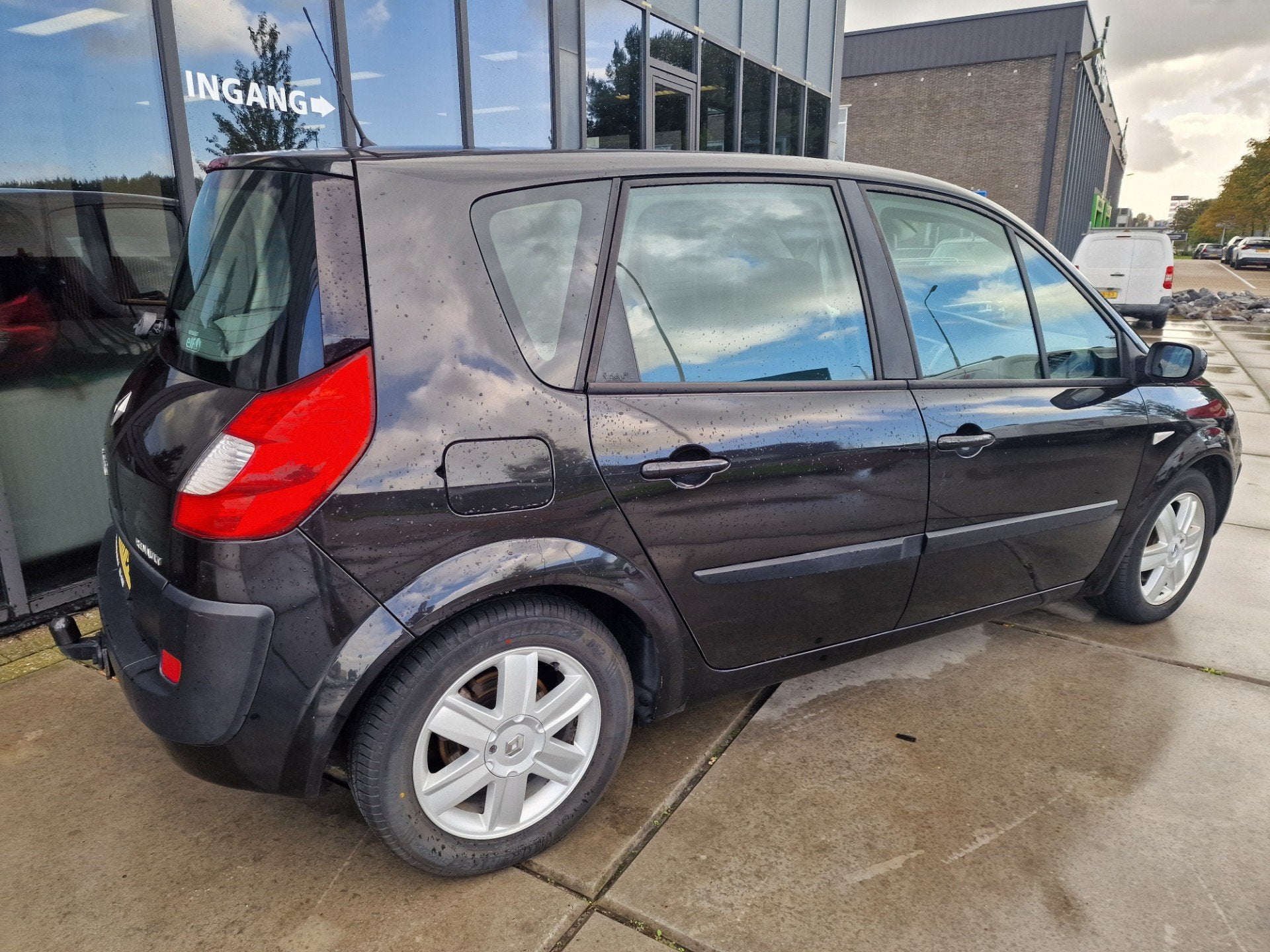Renault Scénic 2.0-16V Business Line - Cruise - Pano - Clim, 1998 cc, Gebruikt, Zwart, 4 cilinders