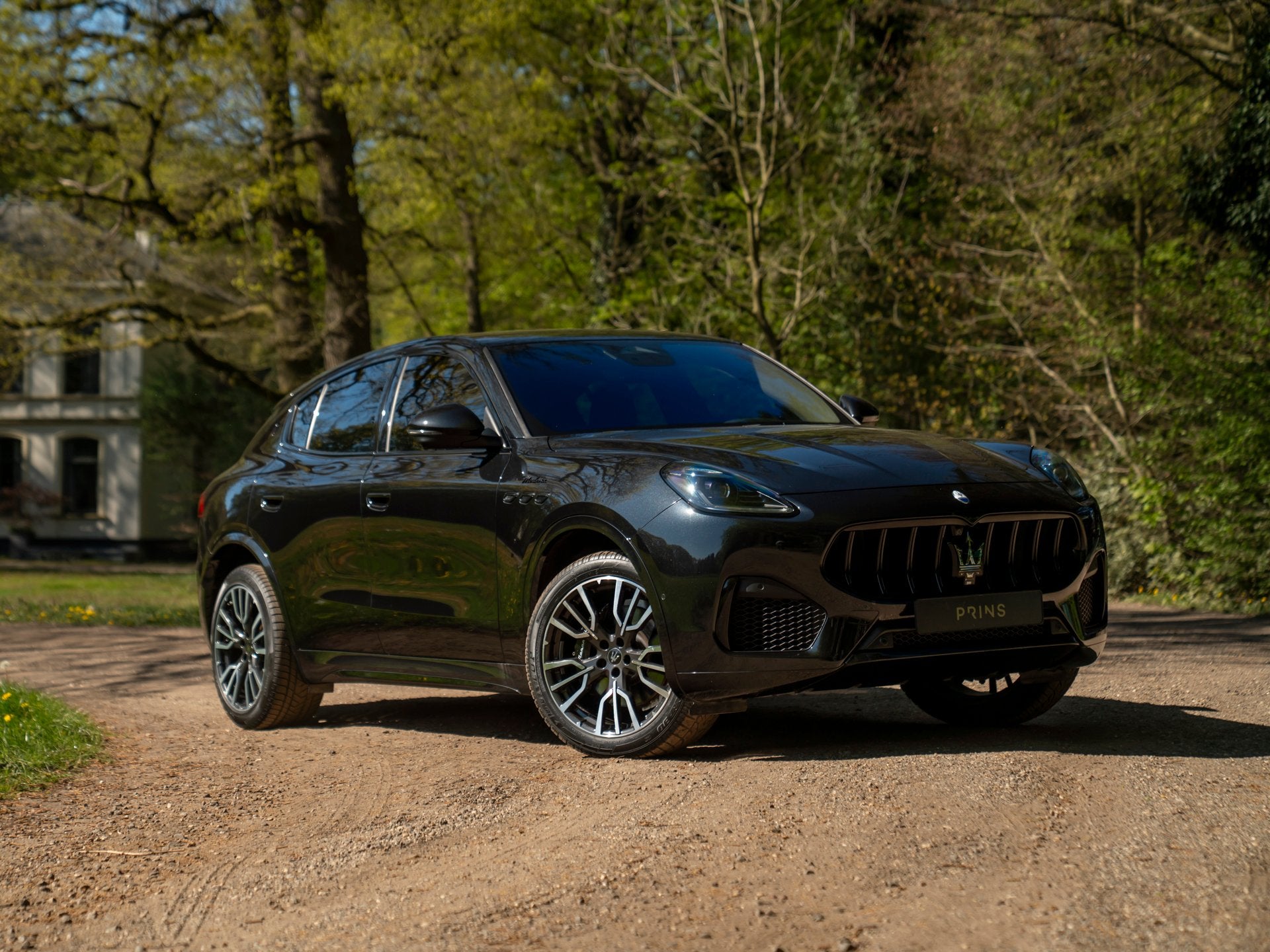 Maserati Grecale Modena 330pk | Luchtvering | Head-up, Auto's, Automaat, 4 cilinders, Met garantie (alle), Bedrijf