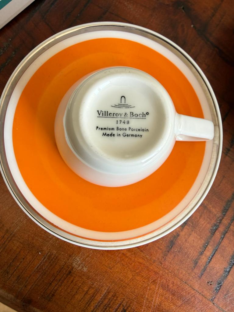 Villeroy & Boch Anmut Porselein Esspresso Kop en Schotel, Ophalen of Verzenden, Zo goed als nieuw, Overige stijlen, Kop(pen) en/of Schotel(s)