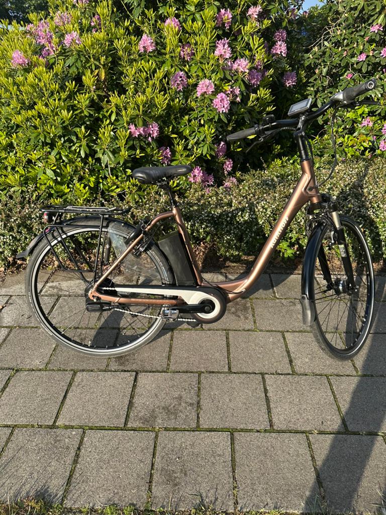 Te koop deze in een nieuw staat zijnde kalkhoff agattu, Fietsen en Brommers, Overige merken, 6081cs, Vansusteren@mail.com, Van susteren