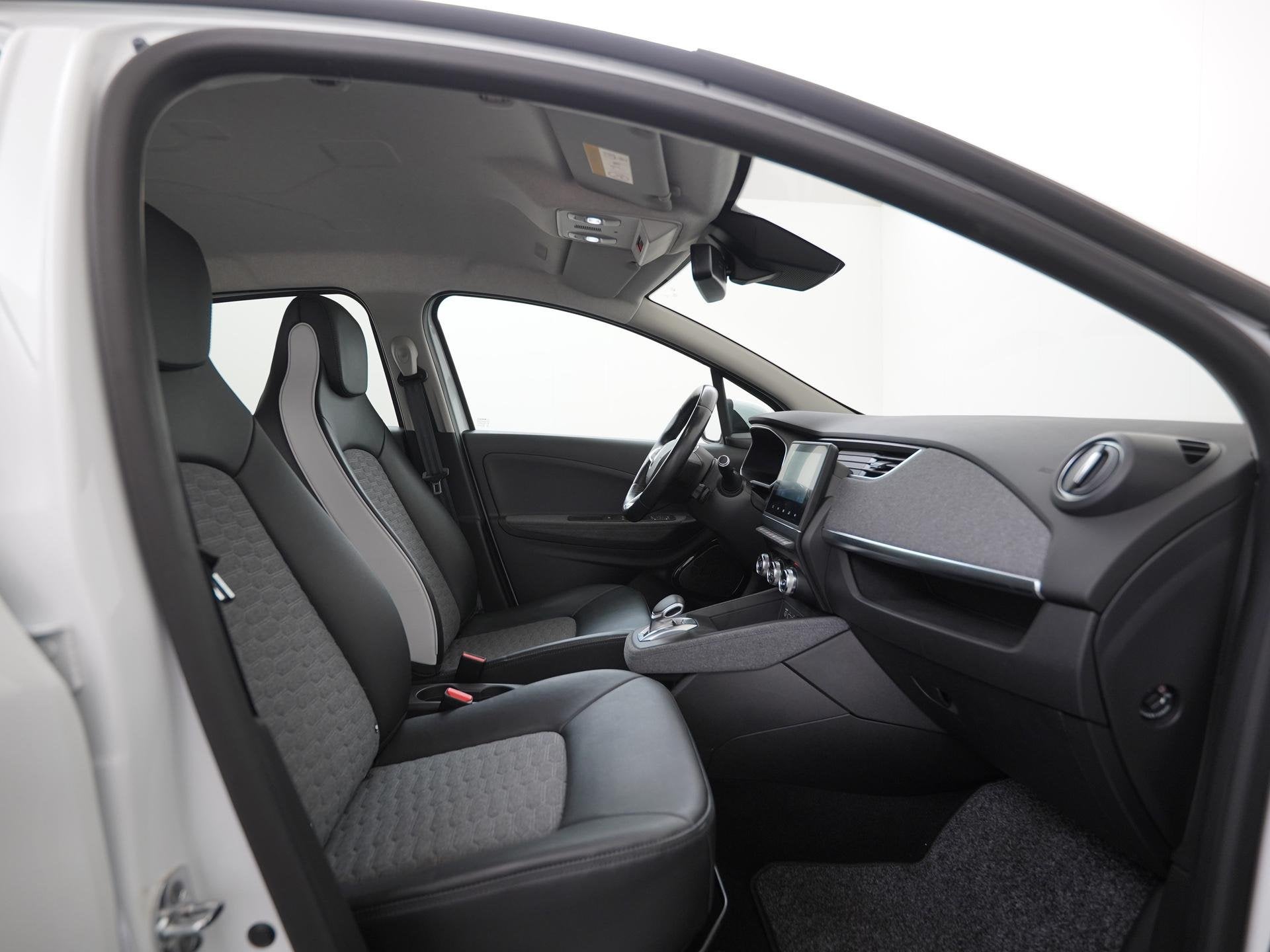 Renault ZOE R135 Intens 52 kWh | incl KOOP Accu | CCS Laden, Auto's, Renault, 12 maanden, 136 pk, Gebruikt, Wit