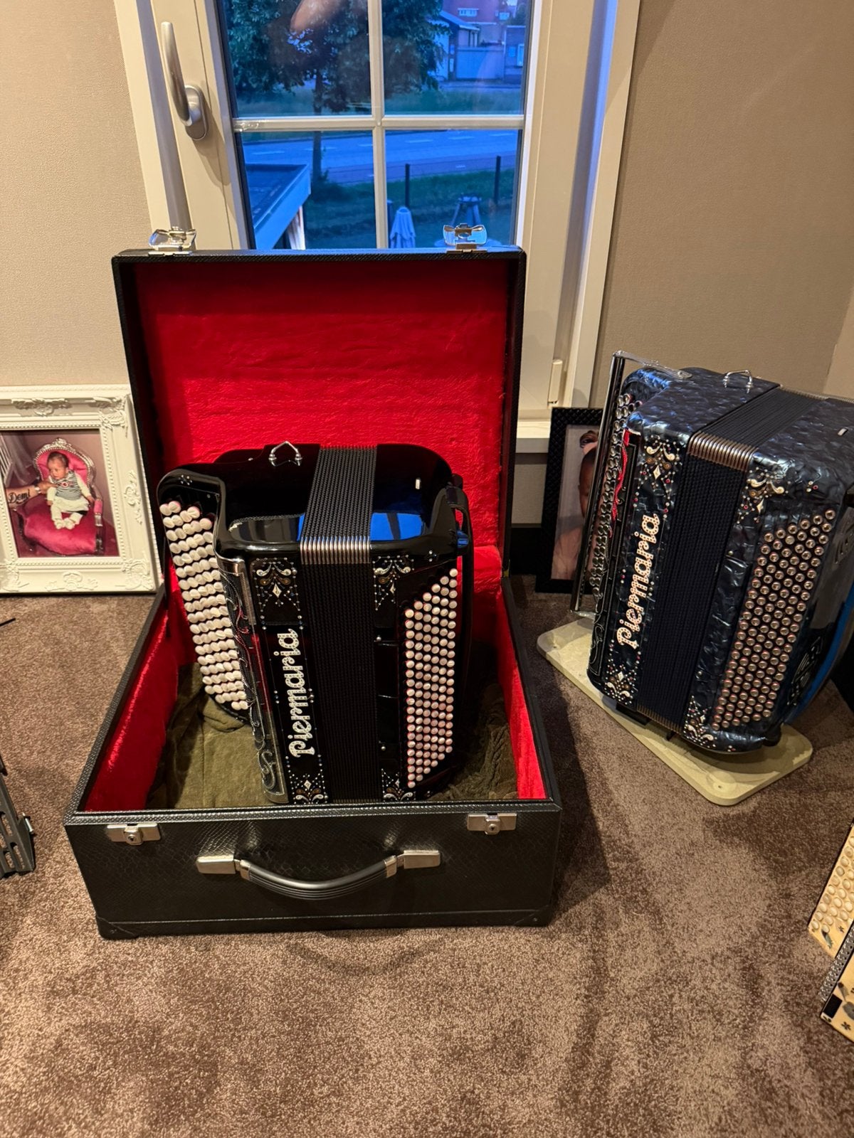 Accordeon Piermaria 324  TEKOOP Gevraagd, Muziek en Instrumenten, Accordeons, Ophalen, Zo goed als nieuw