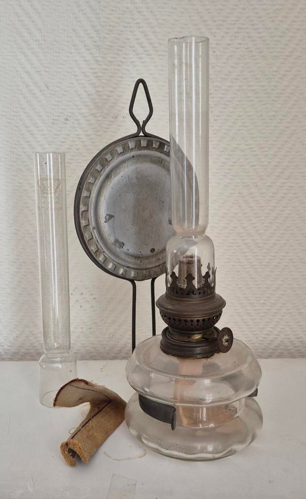 Antieke olielamp met extra glas, Antiek en Kunst, Antiek | Lampen, Ophalen