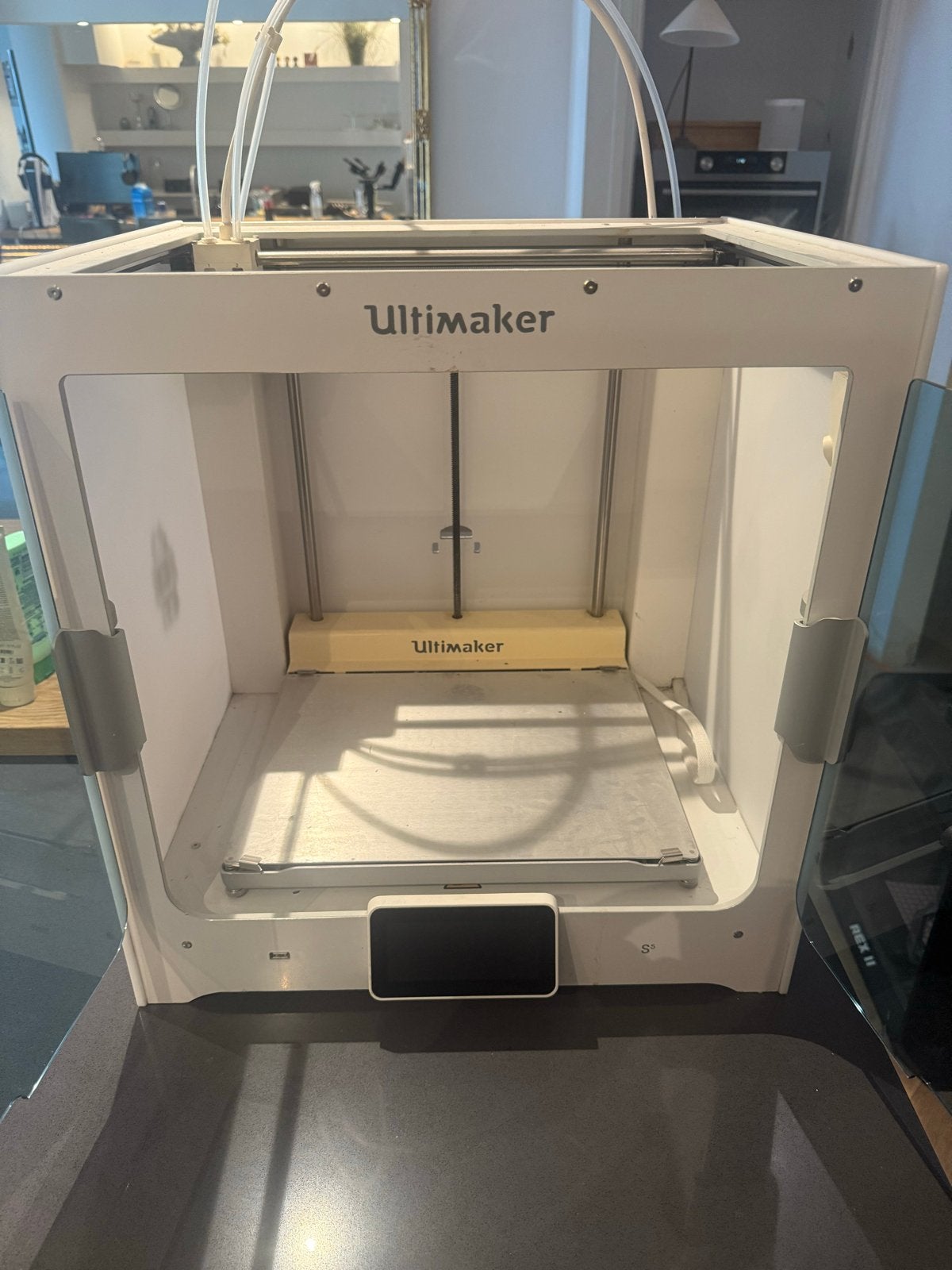Ultimaker S5 3D-printer met accessoires en reserveonderdelen, Computers en Software, 3D Printers, Ophalen, Ingebouwde Wi-Fi, Zo goed als nieuw