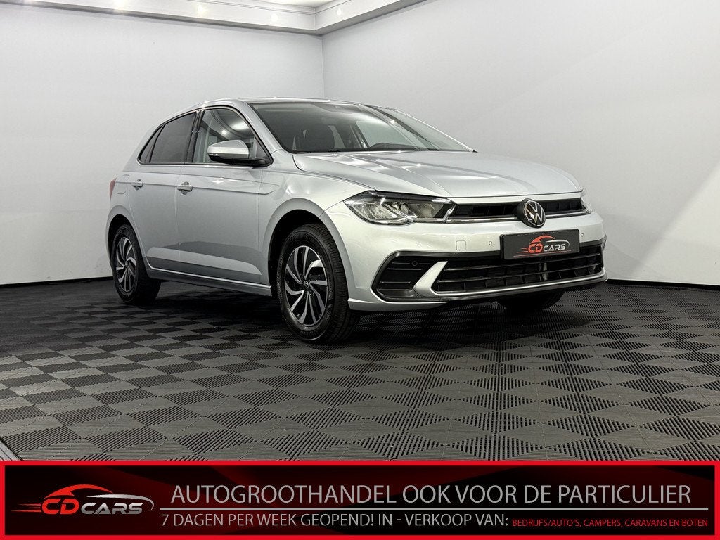 Volkswagen Polo 1.0 TSI Life Edition Airco, Camera, Apple ca, Voorwielaandrijving, Stof, Gebruikt, 1073 kg