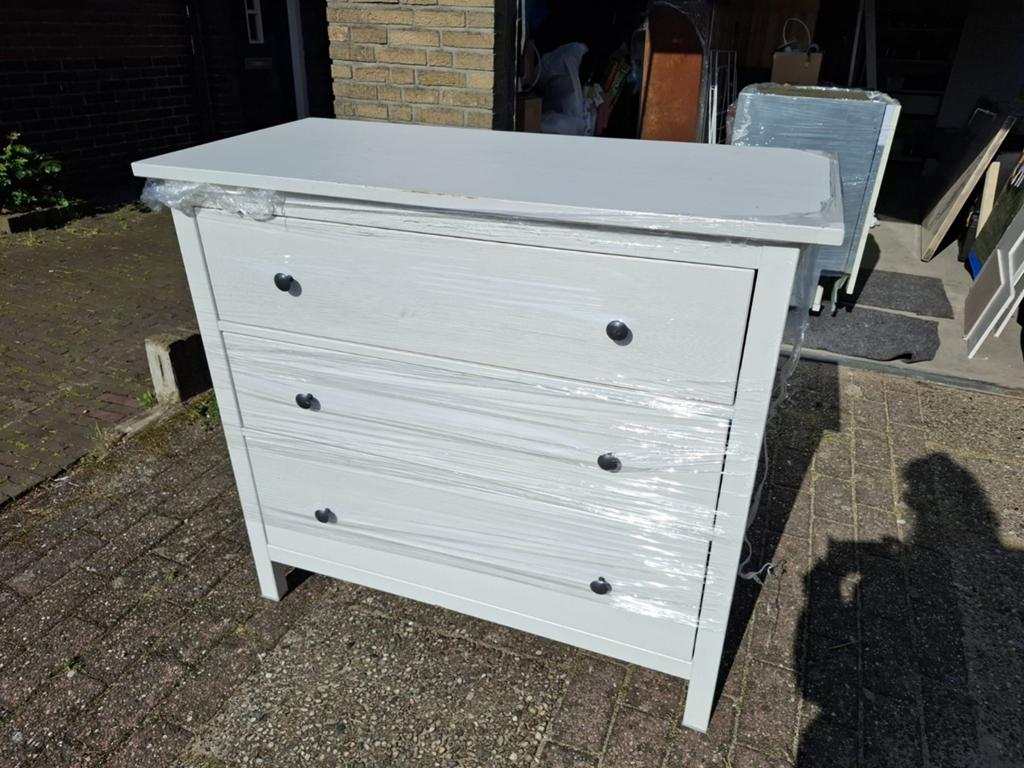 Hemnes ladekast Ikea (vaak ook gebruikt als commode), Huis en Inrichting, Kasten | Ladekasten, Ophalen, 50 tot 100 cm, Zo goed als nieuw