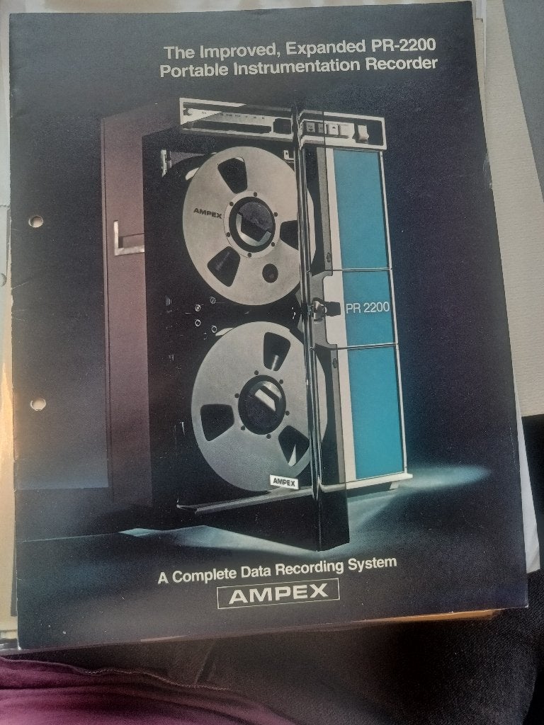 Defecte Ampex bandrecorder 16 kanalen 40kHz bandbreedte, Ophalen, Bandrecorder, Met banden